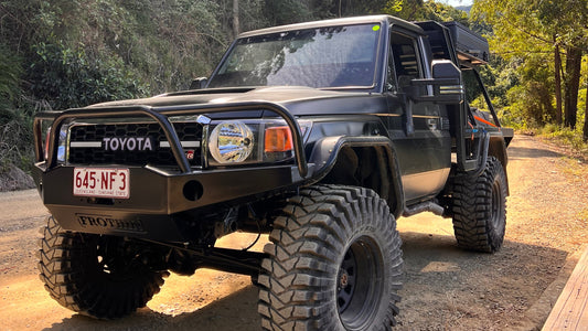70 SERIES V8 OFFROAD PRERUNNER BAR